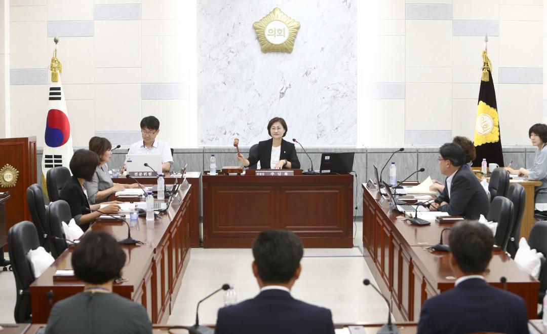 '의회행정복지위원회 ' 게시글의 사진(1)