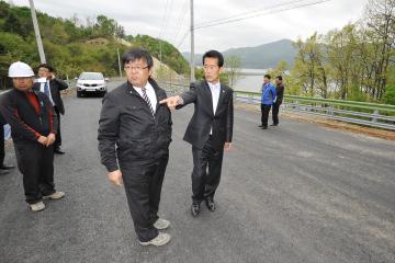 귀여리 위헙도로 개량 공사 및 관음-우산간 도로확포장공사 현장 방문